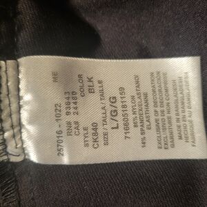 Cherokee Form 360 Stretch Scrub Top. Large. Black.